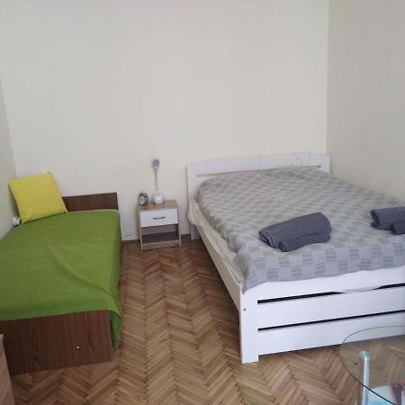 Adrienn Apartment 布达佩斯 外观 照片